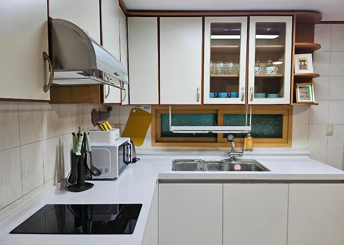 Hongik Univ#yonsei Univ#2br With Elevator#4min From Sinchon Station, Line 2 아파트 서울특별시
