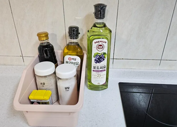 아파트 Hongik Univ#yonsei Univ#2br With Elevator#4min From Sinchon Station, Line 2